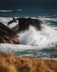 Grosses vagues sur la côte sauvage de Quiberon, Bretagne, france