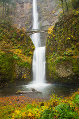 Fototapeta na wymiar Multnomah falls in the Columbia River Gorge east of Portland, Oregon.
