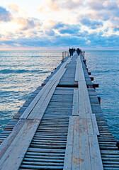 Obraz premium View of a wooden pier in the sea