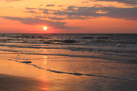Early sunrise at the beach