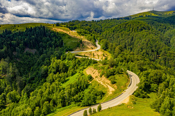 Transalpina Bergstrasse in Rum&auml;nien aus der Luft