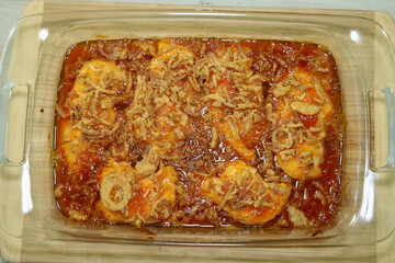 Top view of an apricot chicken casserole.