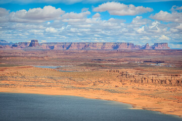 Fototapeta na wymiar Lake Powell seen from Wahweap overlook, Page, Arizona