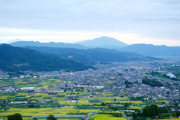 信州　千曲市と信濃の山