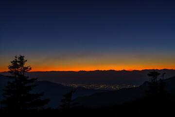 Fototapeta na wymiar 志賀高原　横手山からの夕暮れ