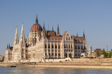 Obraz premium hungarian parliament building