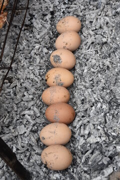 Roasted eggs, typical dish of Arnedo, La Rioja (Spain).