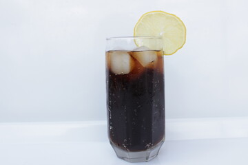 cola with ice