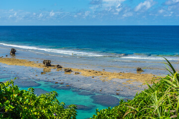 沖縄　宮古島、東平安名崎の風景