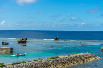 沖縄　宮古島、東平安名崎の風景