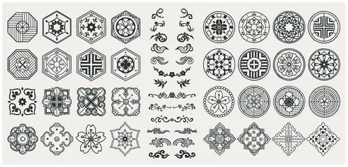 Set von handgezeichneten orientalischen Elementen. Schwarzes Mandala / traditionelles asiatisches Design. © artiflow