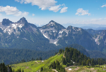 Fototapeta na wymiar Mountains in Washington