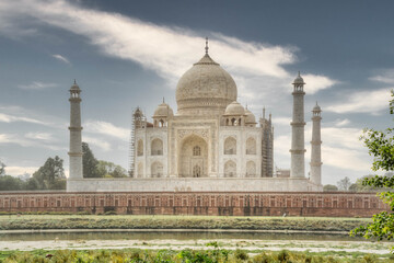 Fototapeta na wymiar Taj Mahal, famous sight of India, Agra