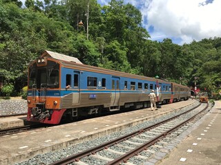 Fototapeta premium 山の上の駅