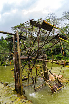 Bamboo Water Wheel or Watermill Turbine