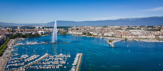 Foto op Plexiglas Aeial view over Lake Geneva in Switzerland - drone photography © 4kclips