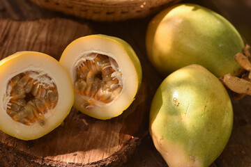 sweet passion fruit detail