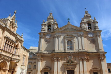 Fototapeta na wymiar Cathédrale Saint-Pierre et Saint-Paul à Mdina (Rabat, Malte) 3