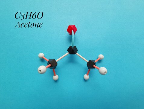 Molecular structure model and chemical formula of acetone molecule. Acetone  (propanone) is the simplest ketone, and an organic solvent used in nail  polish remover. Black=C, red=O, white=H. Stock Photo | Adobe Stock