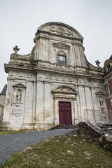 Fototapeta na wymiar Abbaye de Saint-Michel en Thiérache