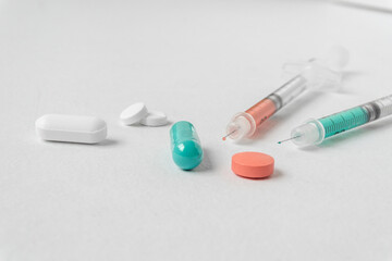 vacunas y medicinas para curar el covid