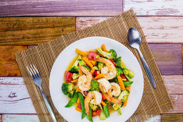 Stir fried mixed vegetables with shrimp