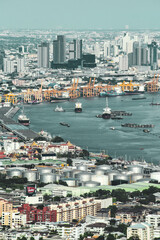Edificios de la ciudad de Bangkok vistos desde un mirador. Se observan una variada arquitectura © Micaela