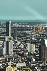 Fototapeta na wymiar Edificios de Bangkok vistos desde un mirador 