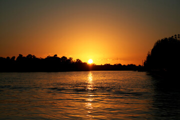 Amanecer en el Tigre