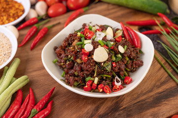 Spicy minced meat, made from raw meat.