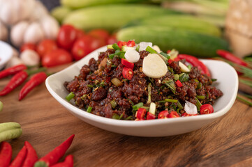 Spicy minced meat, made from raw meat.