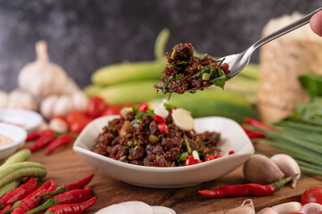 Spicy minced meat, made from raw meat.