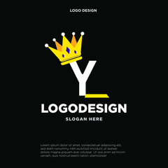 Fototapeta na wymiar Elegant letter Y with crown logo design vector. Luxury queen logo design
