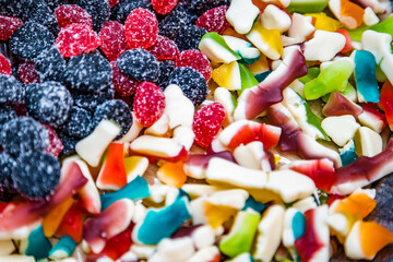 many different sweets in the store.