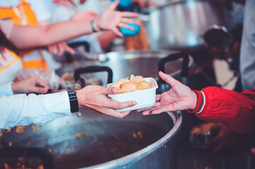 The concept of begging and hunger : Taking care of the homeless by sharing food is the hope of the poor