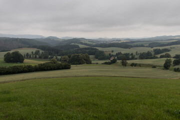 Fototapeta na wymiar Panorama der sächsischen Schweiz bei Saupsdorf nahe Sebnitz