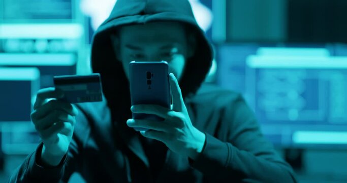 Hacker fraudulently use credit card