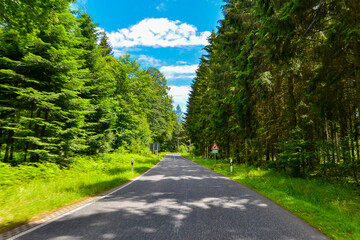 Landstrasse in Schlüchtern im Main-Kinzig-Kreis / Hessen