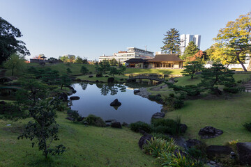 Fototapeta na wymiar Garden next to the castle in Kanazawa (Japan)