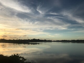 Fototapeta na wymiar Florida sun on water