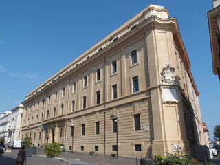 Historisches Gebäude in Civitavecchia Italien