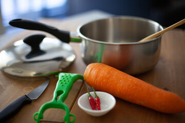 Kitchen elements lined up, making it ready for cooking.