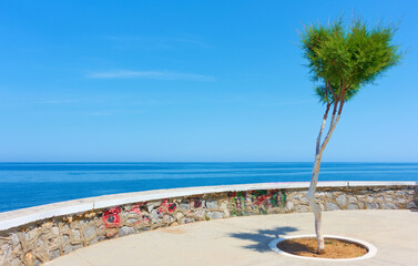 Pronenade along the sea in Rethymno