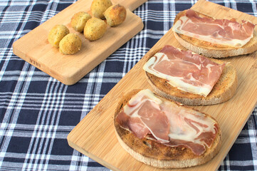 Ham toast and ham and cheese croquettes