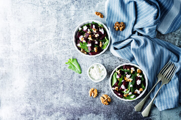 Spinach beet goat cheese walnuts salad