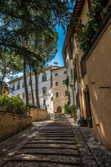 Spoleto, splendida cittadina umbra, patria del Festival dei Due Mondi, manifestazione internazionale di musica, arte, cultura e spettacolo 