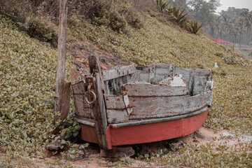 old rusty boat, old wooden boat, broken boat, wooden boat near seashore, fishing boat, rusted and broken boat, wooden things, photos of boat