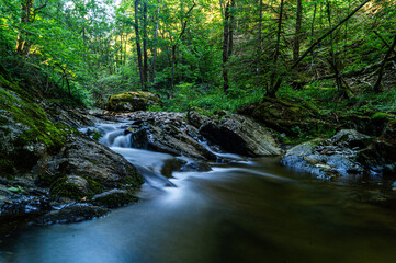 La Warche, au pied du Château