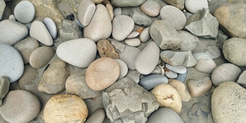 
stones
