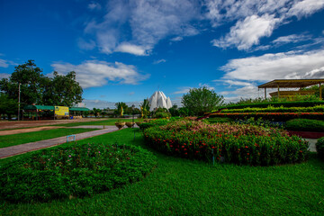 Obraz premium Phuttha Utthayan Wat Pa Dong Rai-Udon Thani:June 19,2020, the atmosphere inside a religious tourist site(Santi Wanaram Temple),a large lotus flower in the middle of the pool and a history in thailand.
